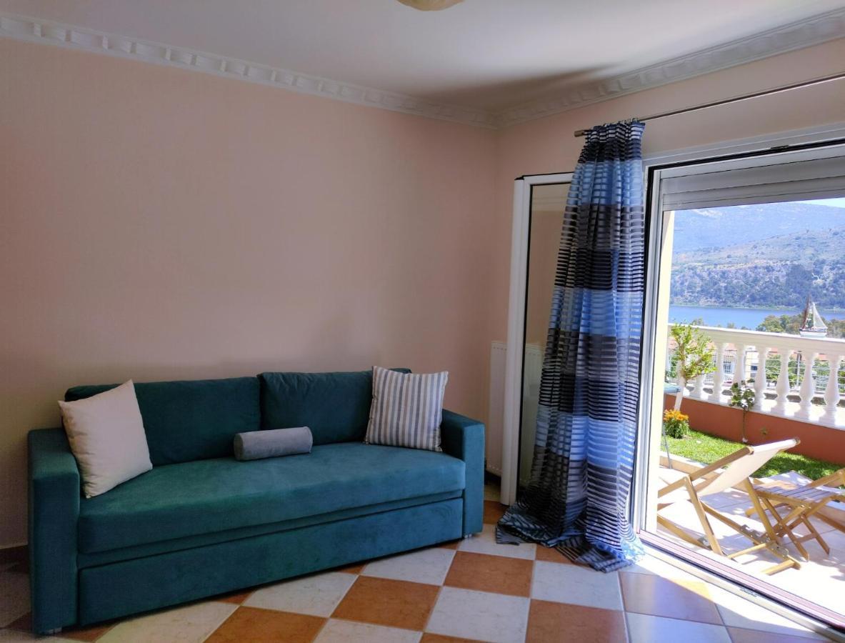 Blue Lagoon Luxury Apartment B2 Argostoli  Buitenkant foto